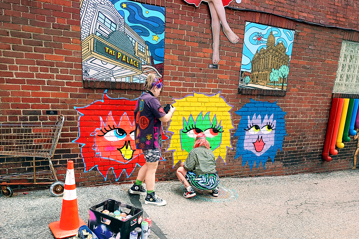 Anika painting web
